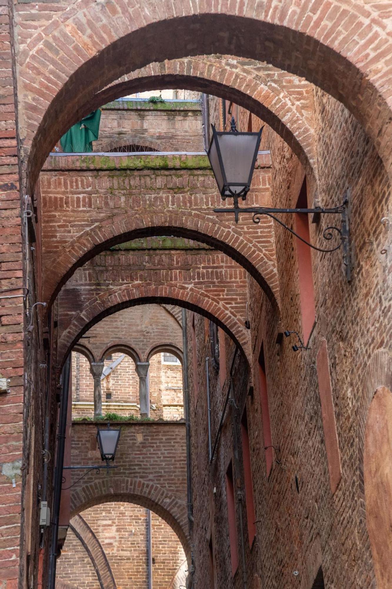 The Rose Suite Siena Exterior photo